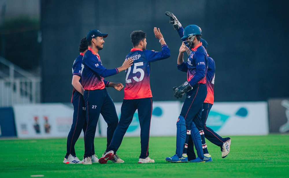 विश्वकप लिग-२ मा नेपालको अर्को हार, युएईसँग ५ विकेटले पराजित images