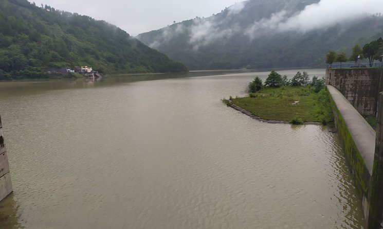 इन्द्रसरोवरमा पानीको सतह खतराको विन्दु नजिक: कुलेखानीको बाँध जुनसुकै बेला खोलिन सक्ने, तटीय क्षेत्रमा हाइअलर्ट