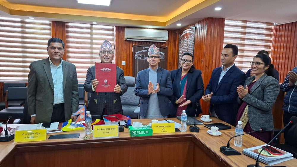 गत आर्थिक बर्षमा सरकारको सञ्चित कोष १ खर्ब ९६ अर्ब ३४ करोड ५९ लाखले ऋणात्मक images