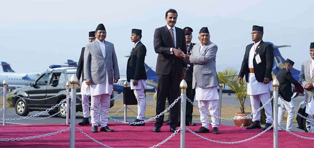 कतारका अमिर नेपालमा, राष्ट्रपति पौडेलबाट स्वागत